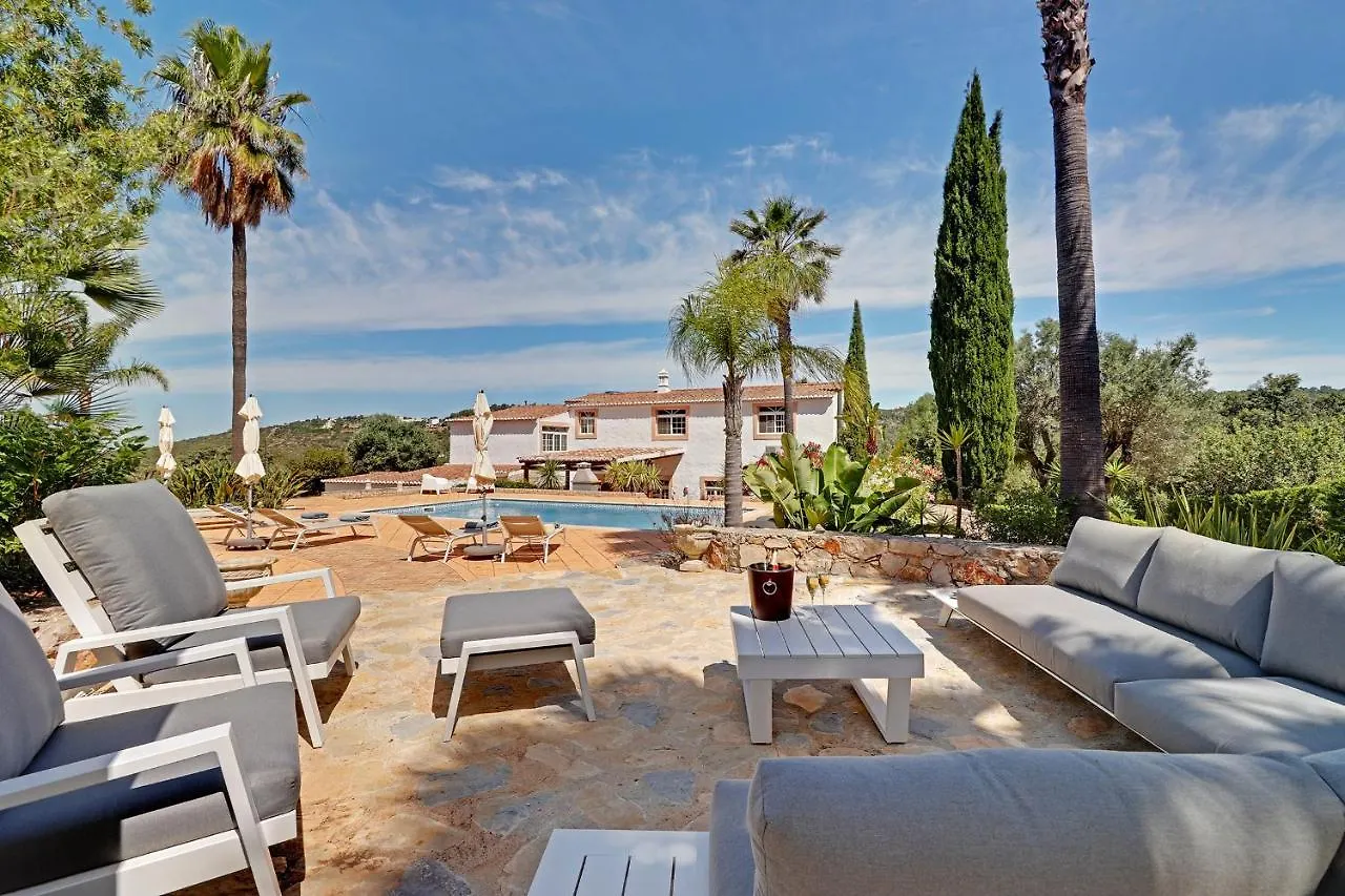 Villa Quinta Da Galina By Portucasa Loulé