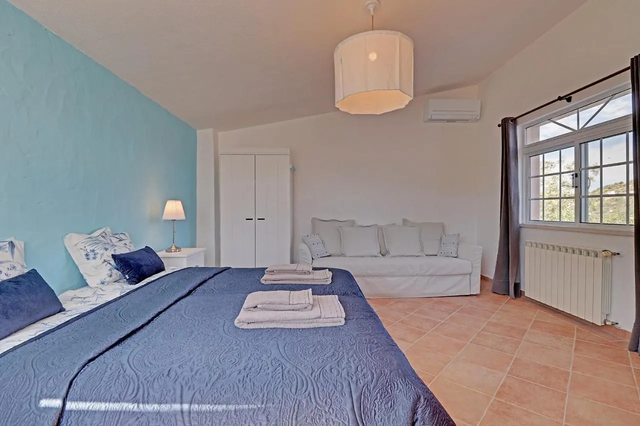 Villa Quinta Da Galina By Portucasa Loulé