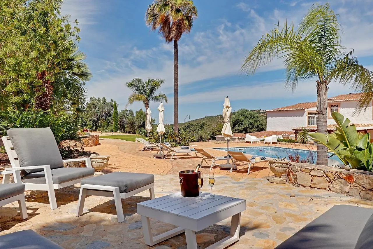 Villa Quinta Da Galina By Portucasa Loulé